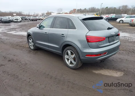 2015 Audi Q3 2.0T Premium Plus z USA, uszkodzony, nr VIN WA1EFCFS1FR005415